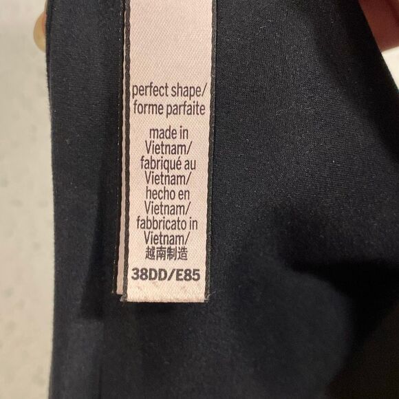 Victoria’s Secret perfect shape bra size 38DD - Picture 8 of 8